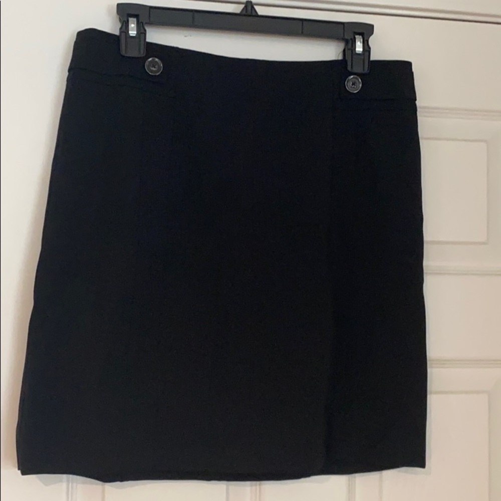 White House Black Market - Pencil Skirt- black size 8.